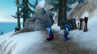 The Frostmane trolls who inhabited the cave pre-Cataclysm.
